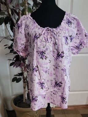 Basic Editions Lavender Floral Peasant Top